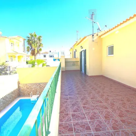 Olival With Pool Walking Distance To *