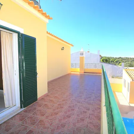 Villa Olival With Pool Walking Distance To
