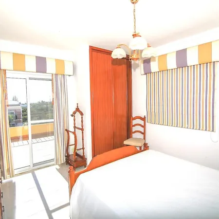 Villa Olival With Pool Walking Distance To Armacao de Pera